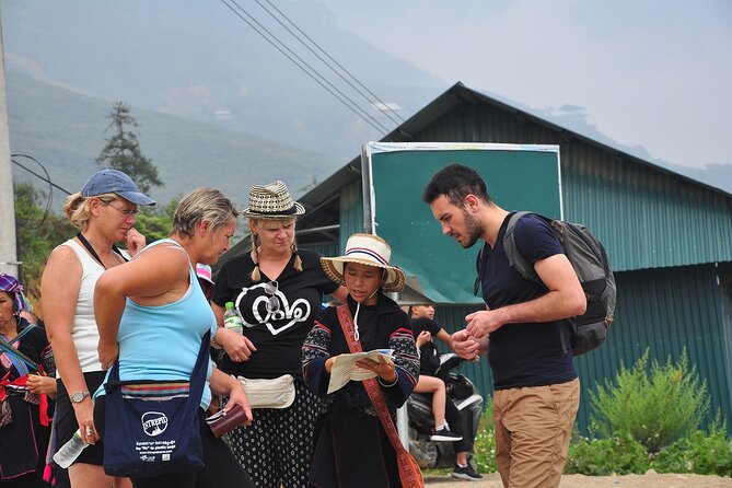 From Hanoi : Sapa Moutain Trek - Halong bay Heritage - Day two: rice terraces, streams, and village paths