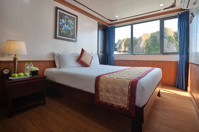 From Hanoi : Sapa Moutain Trek - Halong bay Heritage - Day four: Surprise Cave and the return to Hanoi