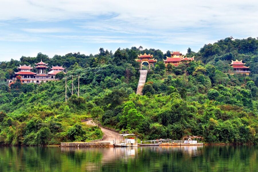 From Hue/Da Nang/Hoi An: Bach Ma National Park Trekking Tour - What to pack for a safer, easier day