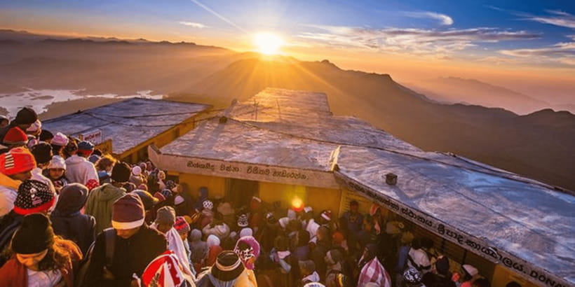 From Kandy: Adams Peak Guided hike via Peak Wilderness - 9:30 p.m. pickup from Kandy