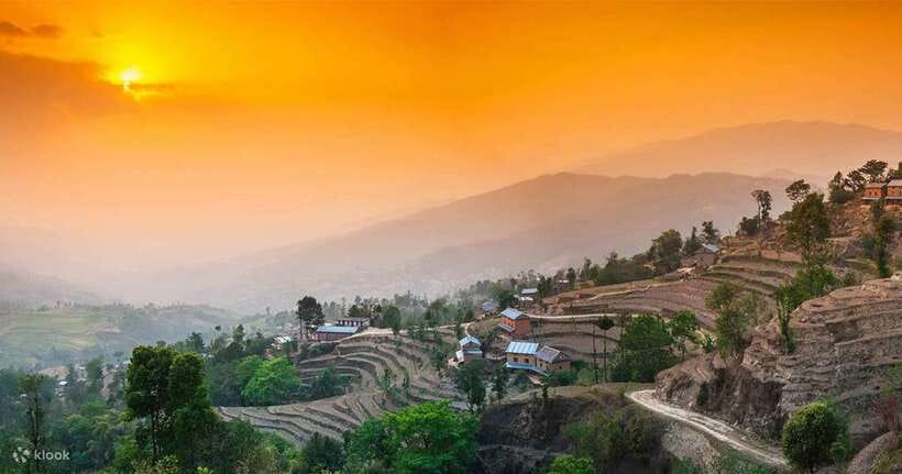 From Kathmandu: 3-Day Chisapani-Nagarkot Trek & Bhaktapur - Day three: Nagarkot to Changu Narayan