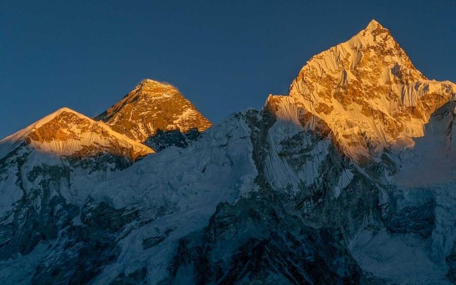 From Kathmandu Budget: 15 Day Everest Base Camp Trek - Days 1 and 2: Kathmandu to Salleri and Surkhe
