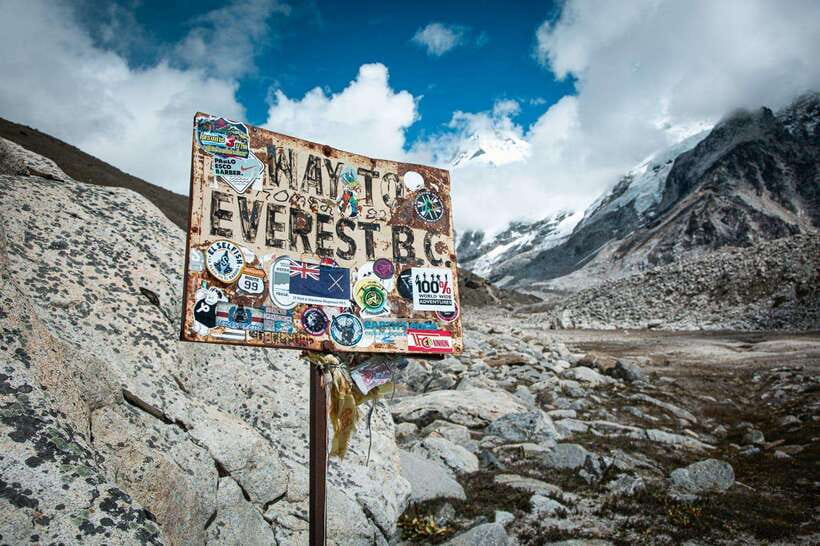 From Kathmandu: Guided Everest Base Camp Trek - Day 1: Kathmandu to Lukla and Phakding