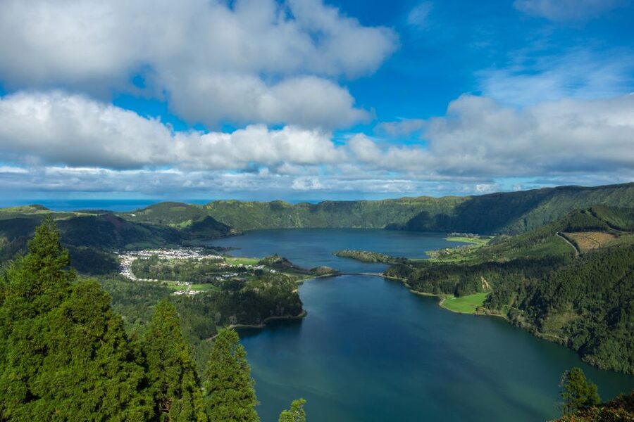 From Ponta Delgada: Vista do Rei to Sete Cidades Guided Trek - Caldeira Seca and the Sete Cidades crater