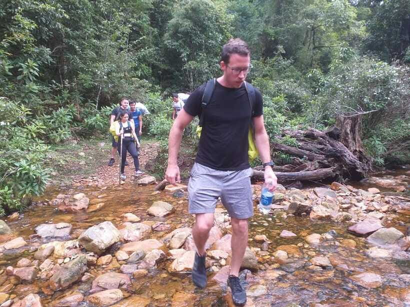 From Sa Pa: Full Day Trek of Fansipan Mountain - Reaching Fansipan at 3,143 meters