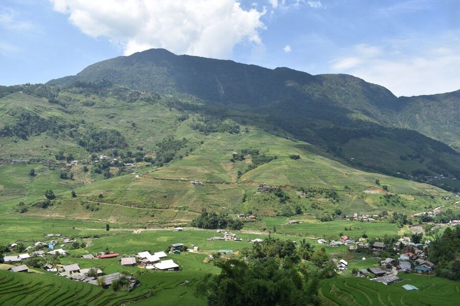 From Sapa: 1-Day Trekking through Terraces Rice Fields - Why this Sapa trek feels different from a road tour