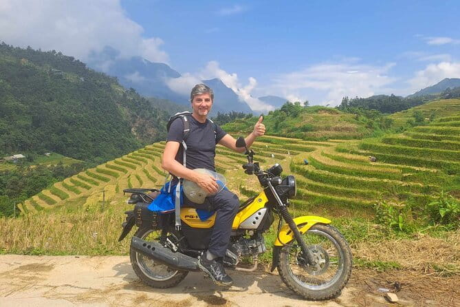 From Sapa: 2 Days 1 Night Trek Over Night At Homestay - Reaching Ta Van before the evening program