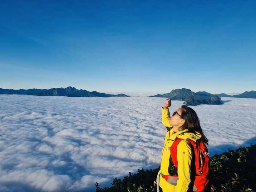 From Sapa: Full-Day Fansipan Peak Trekking Tour - Breakfast, Snacks, and the Reality of Mountain Lunch