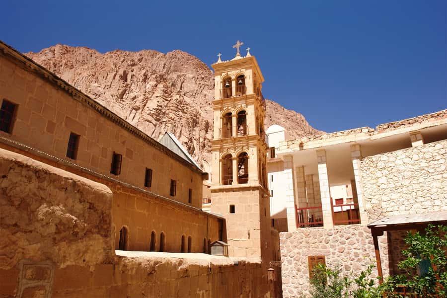 From Sharm: Mount Moses Trekking, Sunrise & Monastery Visit - The final 750 steps require care