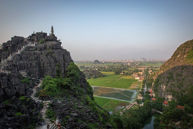 Full Day Tam Coc Private Tour: Biking and Trekking in Mua Cave - How the eight-hour schedule feels in practice