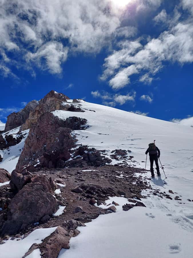 Full-Day Trek to Cerro El Pintor from Santiago - The Summit Payoff: Cerro El Plomo and the Andes