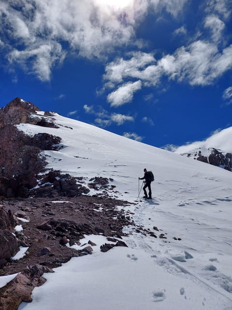 Full-Day Trek to Cerro El Pintor from Santiago - Who Should Book This Trek?