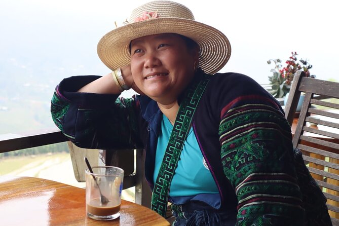 Full Day Trekking in Sapa - Handicrafts and Souvenirs Along the Way