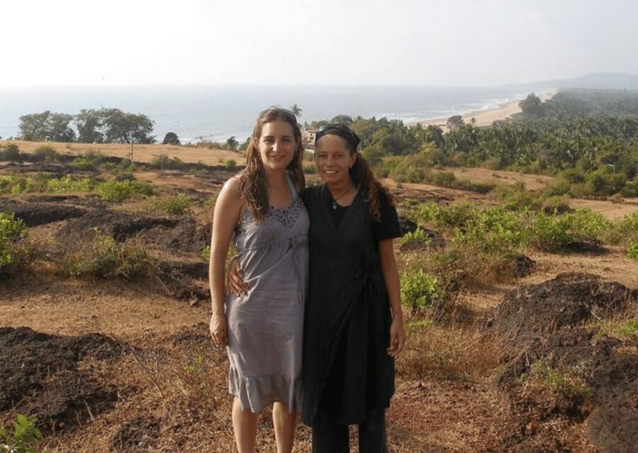 Gokarna Nature Walk (3 Hours Guided Trekking Experience) - Climbing through rocks to Gogarbha Cave
