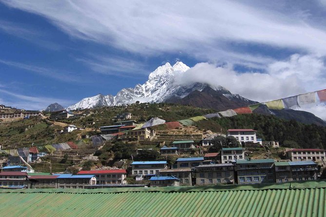 Gokyo Valley Trek - Gokyo Valley and the Ngozumpa Glacier
