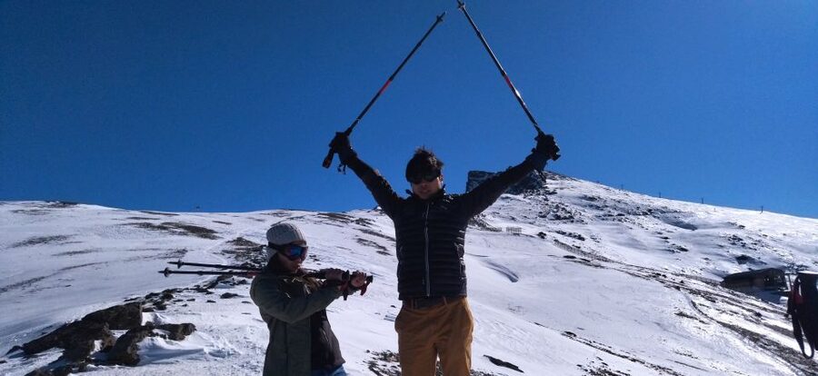 Granada: Sierra Nevada Veleta Peak Trek with Lunch - What makes the guides important