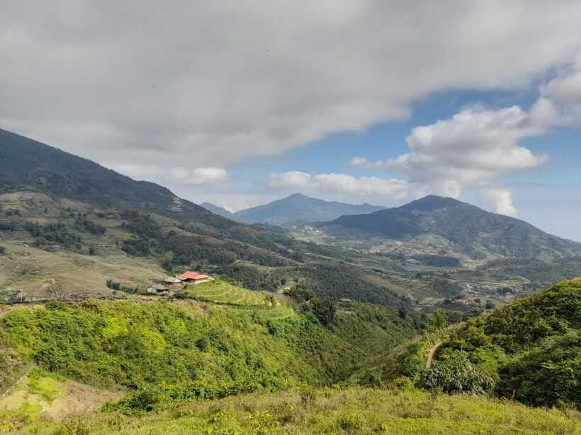 Half Day Sapa Trekking to Visit Lao Chai - Ta Van - The trail: beautiful, uneven, and sometimes muddy