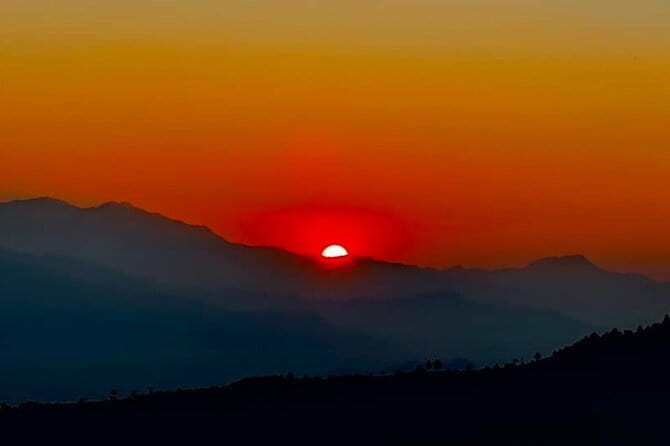 Himalayan Highlights: Chisapani, Nagarkot & Changunarayan Trek - Who should choose this trek