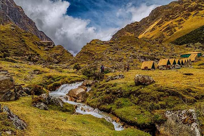 Humantay Lake Full-Day Adventure: Scenic Trek and Stunning Views - Humantay Lake and the Apus