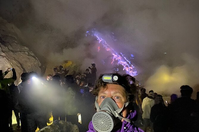 Ijen Blue Fire Trekking - The blue fire, smoke, and sulfur miners