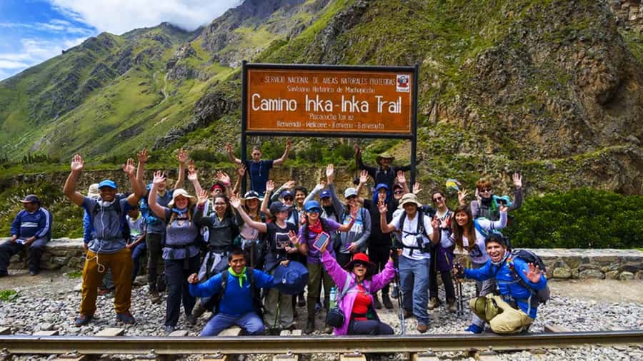 Inka Jungle trek to Machu Picchu 3 D/ 2 N - Day 1: From Cusco to Abra Málaga by bicycle