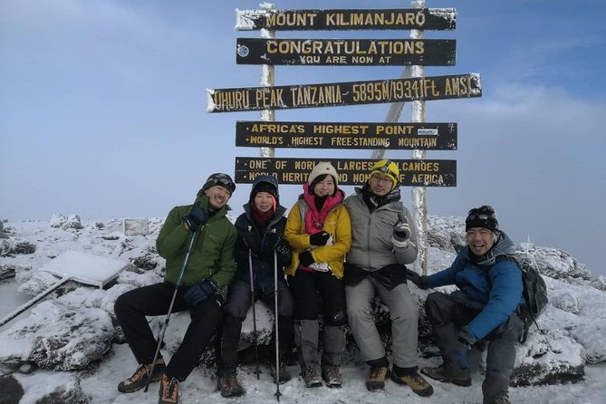 Kilimanjaro Trek 6 Days Marangu Route - Day 4: The midnight push to Uhuru Peak