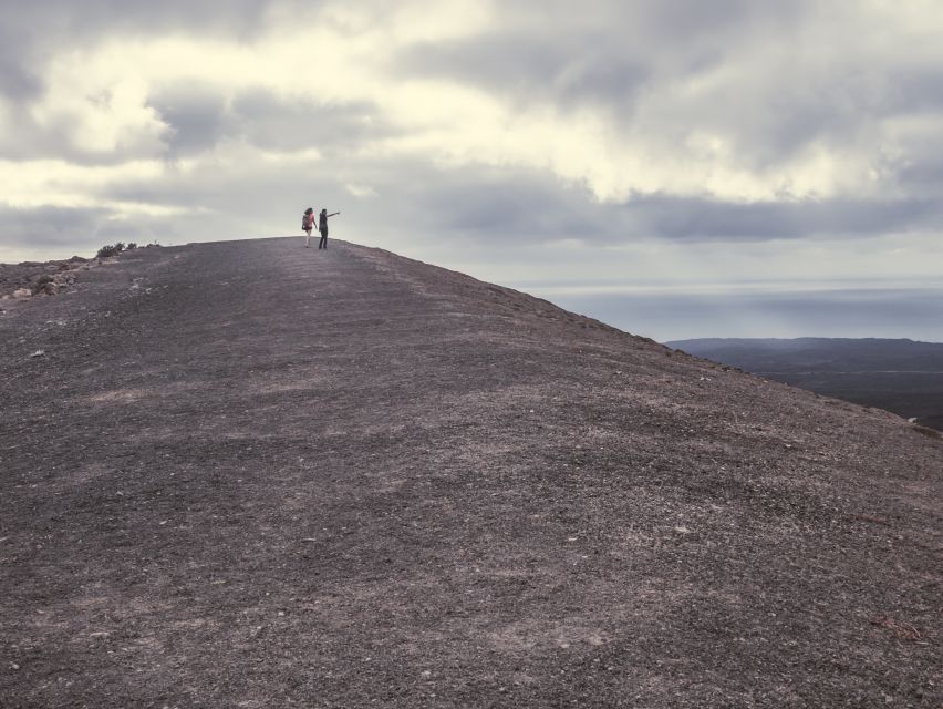 Lanzarote: Timanfaya Natural Park Trekking Tour - Starting at Masdache and meeting the white van
