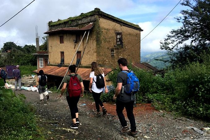 Luxury Holiday Trek in Kathmandu - 3 Days - Timing, booking, and cancellation