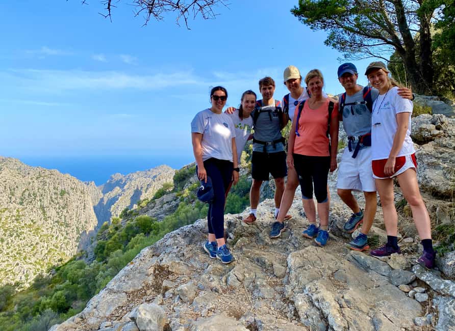 Mallorca: Torrent de Pareis trekking Adventure - Six kilometers through a dry canyon