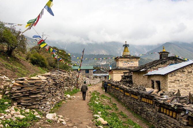 Manaslu Larke Pass Trekking - Days 3 to 6: From Soti Khola into the middle hills