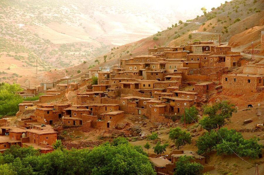 Marrakech: 2-Day Atlas Villages Trekking Tour - Transport, group flow, and small drawbacks