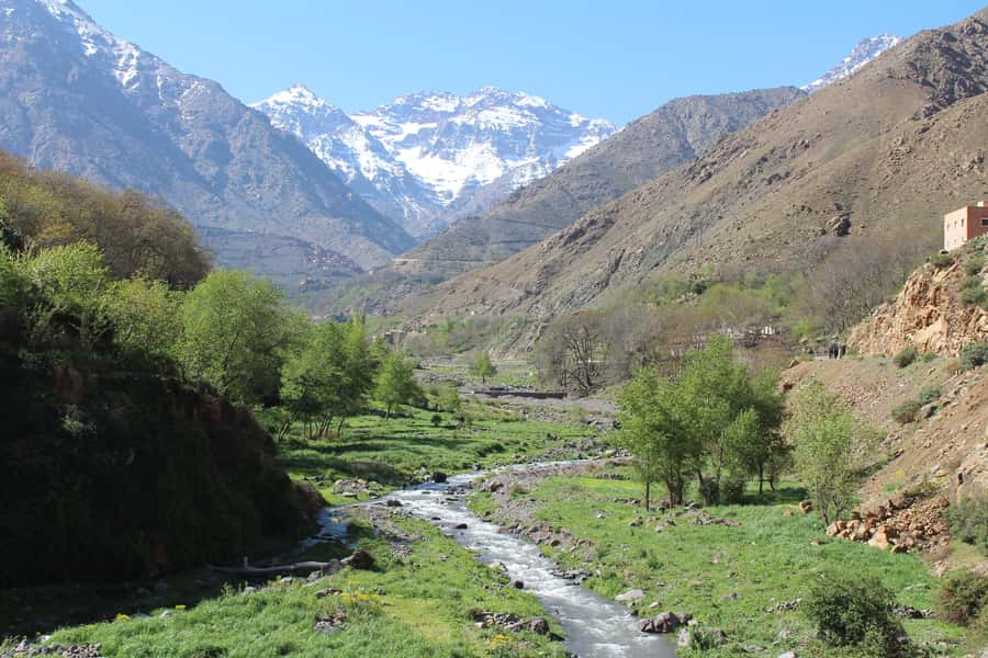 Marrakech: 2 Day Trek Atlas Mountains & Taoudja Summit 2724M - What to pack for the 2,724-meter summit