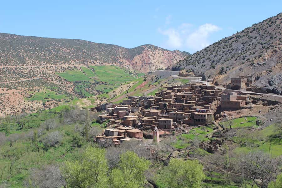 Marrakech: 3-Day High Atlas Mountains and Three Valleys Trek - The guides make the trip feel personal