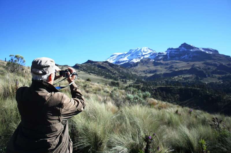 Mexico City: Guided Volcano Trek with Lunch - Paso de Cortés gives you the first big view