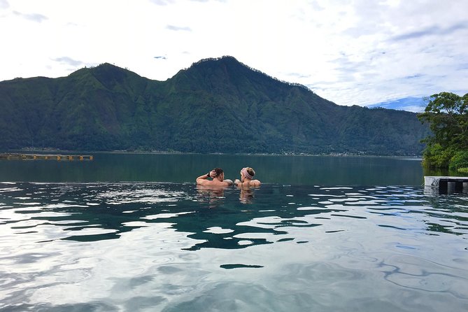 Mount Batur Sunrise Trekking & Natural Hot Spring - All Inclusive - Sunrise breakfast at Mount Batur summit