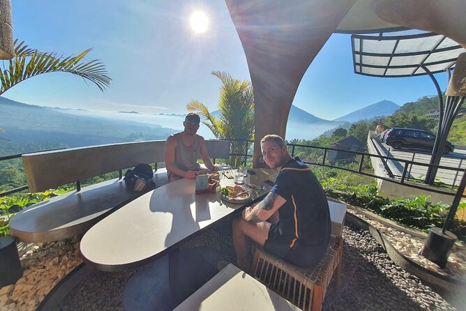 Mount Batur Sunrise Trekking (Private Tour and Breakfast at Restaurant) - Sunrise above Lake Batur