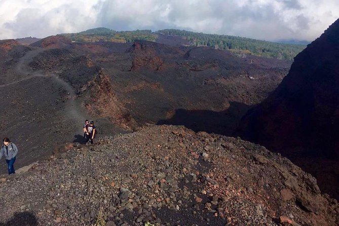Mount Etna Advanced Trekking: Private Full-Day Tour from Catania - The ride from Catania to the mountain