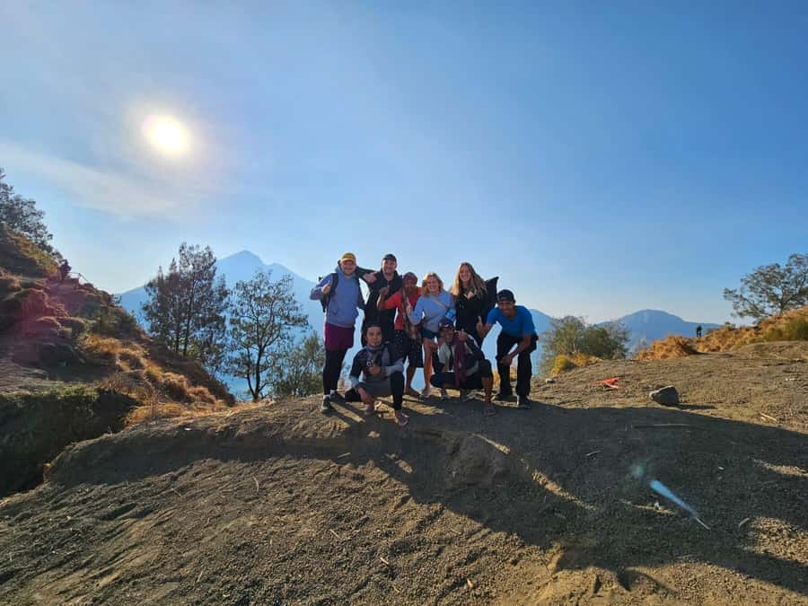 Mount Rinjani 2-Day Trek to Senaru Crater Rim - Dinner, stars, and a short night