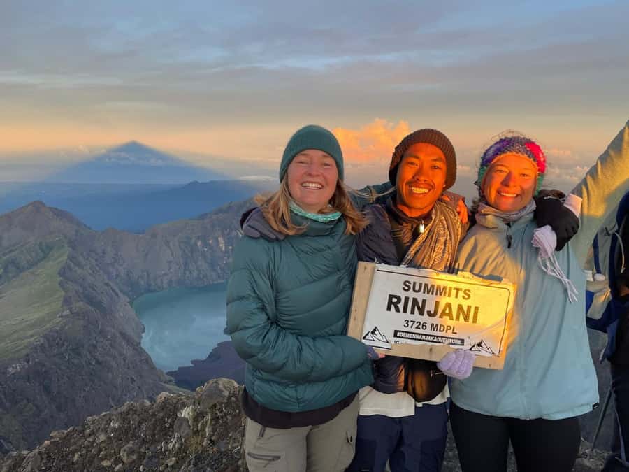 Mount Rinjani: 2D/1N Trekking To Sembalun Or Senaru Views - Safety, route changes, and one serious warning