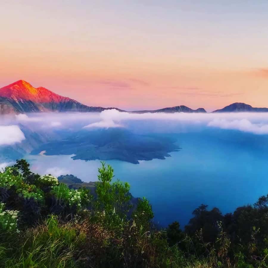 Mount rinjani One day trek with surise - Lunch, rest, and the long return to Senaru