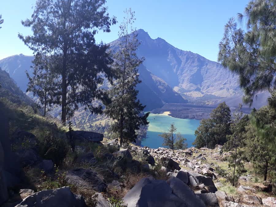 Mount Rinjani Trekking 3D/2N Lake,Host Spring Full Experiece - Is $231 a fair price?