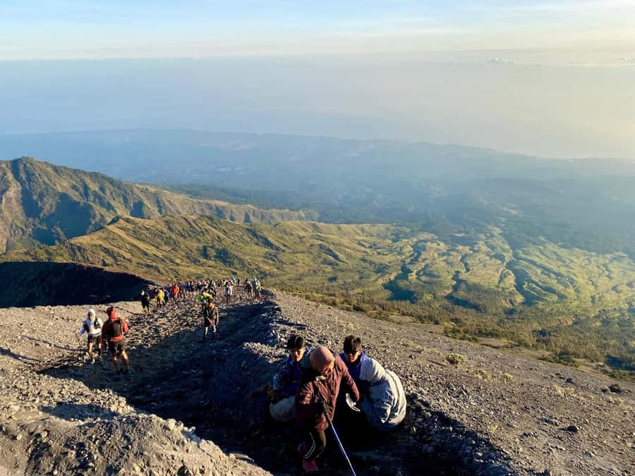 Mount Rinjani Trekking 3Days/2nights Summit Lake Hotspring - Who should choose this trek?