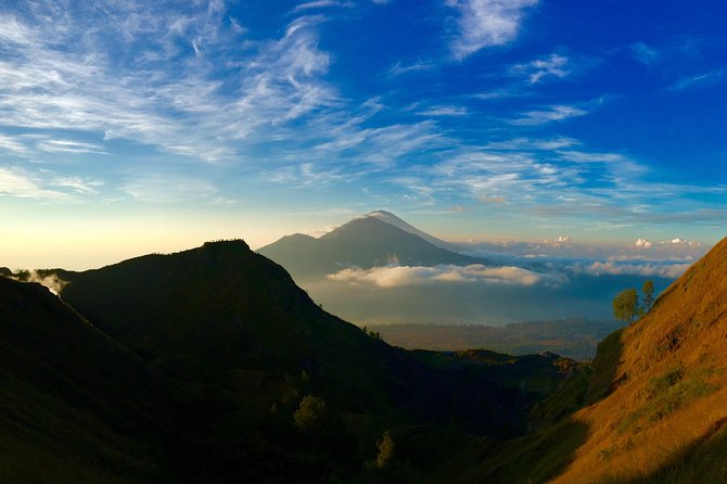 Mt batur Sunrise Trekking and Natural Spring Tour - Sunrise above an active volcano
