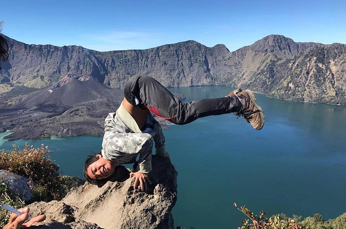 Mt Rinjani Trekking 2 Days 1 Night (Senaru Crater Rim) - What to pack for this specific trek