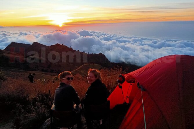 Mt Rinjani Trekking 2 Days 1 Night (Senaru Crater Rim) - Day two: eight hours through shaded forest