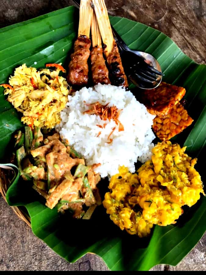 Munduk Jungle Trek to Banyumala & Pucak Manik – Private - Guides, drivers, and the private group advantage