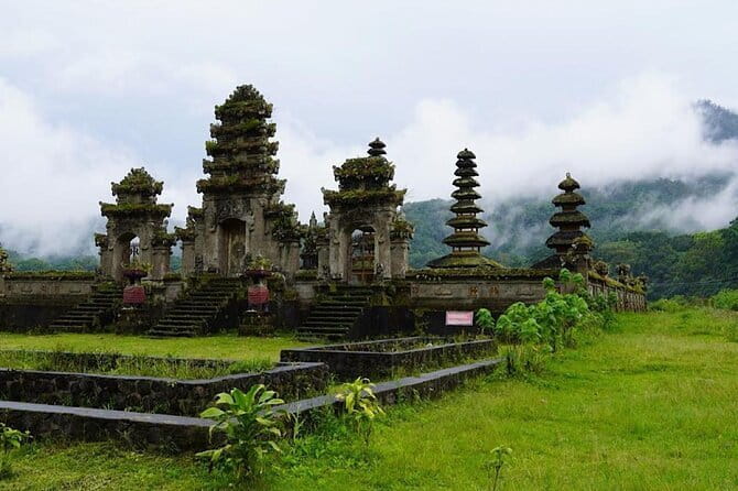 Munduk Twin Lake Jungle Hike, Ulun Danu Temple, & Waterfall - The rainforest walk to Tamblingan Lake