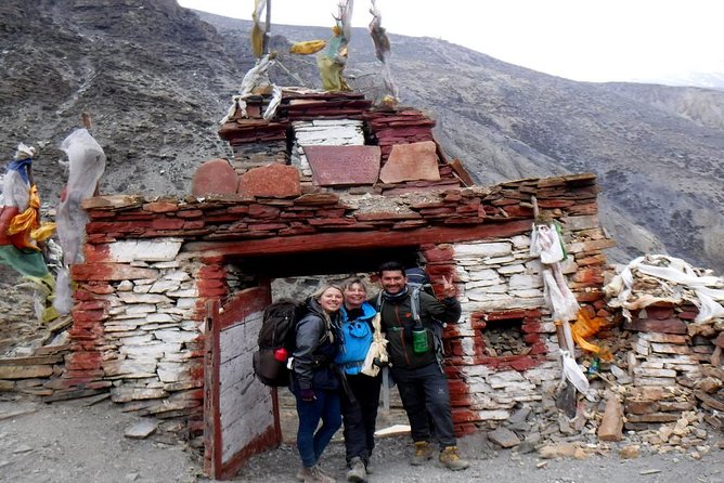 Nar Phu Valley Trek - 12 Days - Meta to Phu: The route turns remote