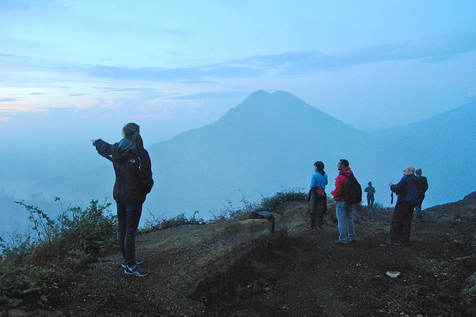 Overnight Mount Ijen Blue Fire Trek Tour From Bali (Private-All Inclusive) - The 2:00 a.m. Ijen hike is the central challenge
