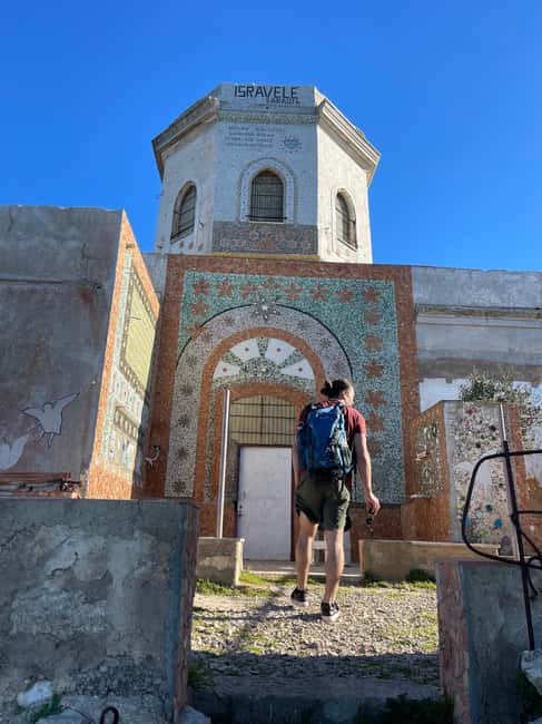 Palermo: Monte Gallo Trekking Tour with Picnic - What the $77 price includes